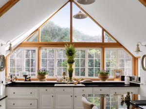 Photo 9- click for photo gallery